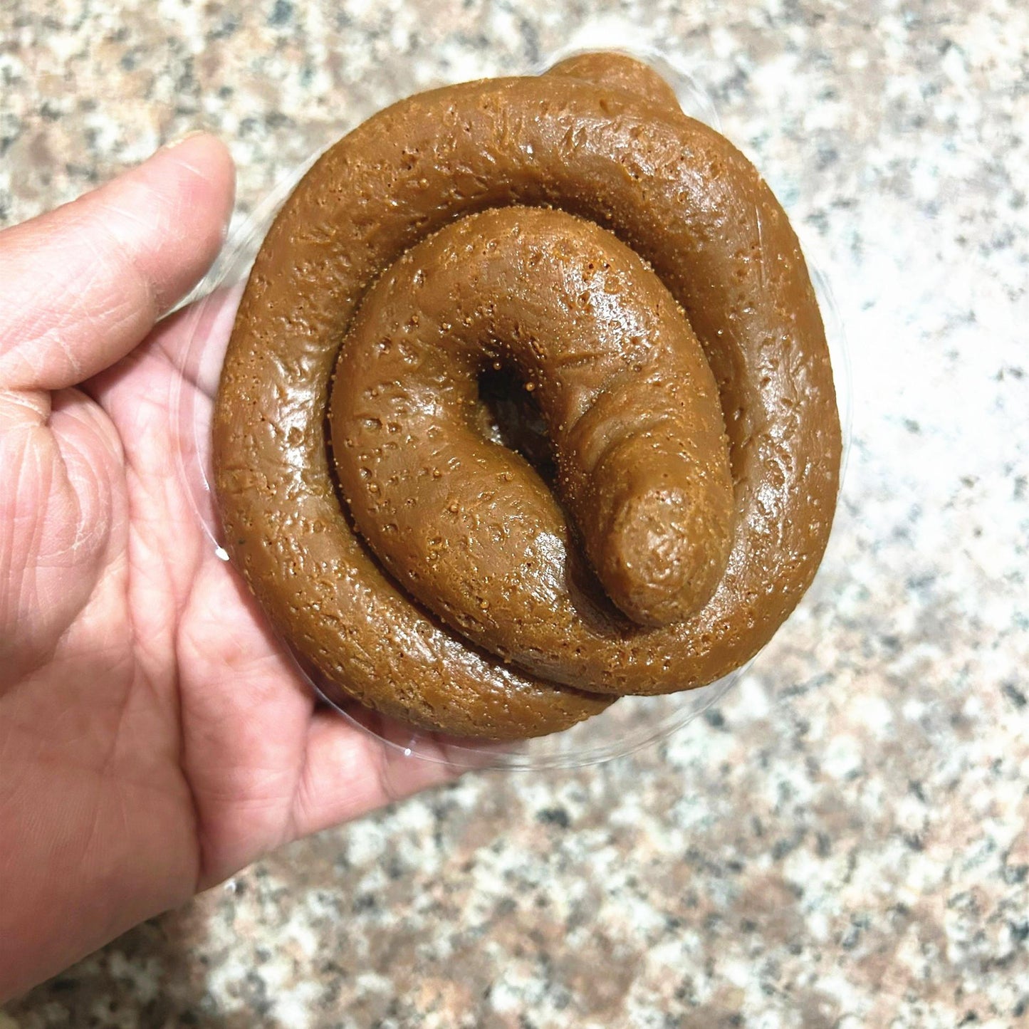 Realistic Fake Poop Stress Relief Toy - Funny Gag Gift for Pranks, Anxiety Relief Fidget Toy with Lifelike Size, Novelty Item for Adults & Parties