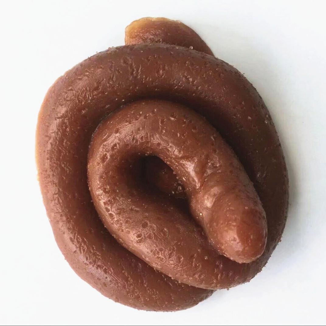 Realistic Fake Poop Stress Relief Toy - Funny Gag Gift for Pranks, Anxiety Relief Fidget Toy with Lifelike Size, Novelty Item for Adults & Parties