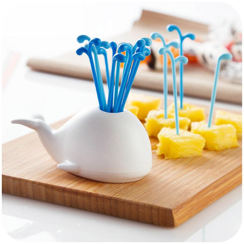 Beluga Whale Fruit Fork Set - 16 Reusable Food-Grade ABS Forks, Eco-Friendly Toothpick Alternative with Anti-Slip Base for Parties, Snacks & Healthy Serving