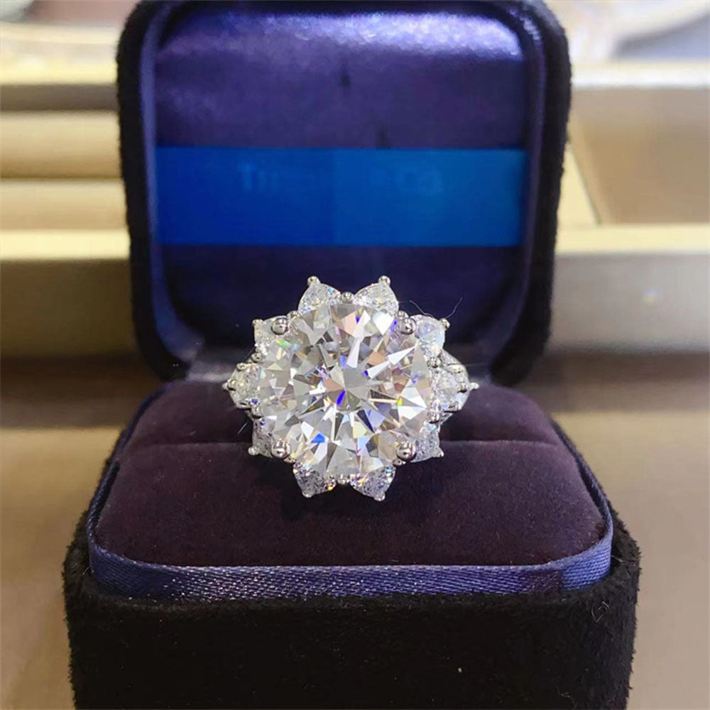 10 Carats Round Cut Lab Grown Diamond Engagement Rings