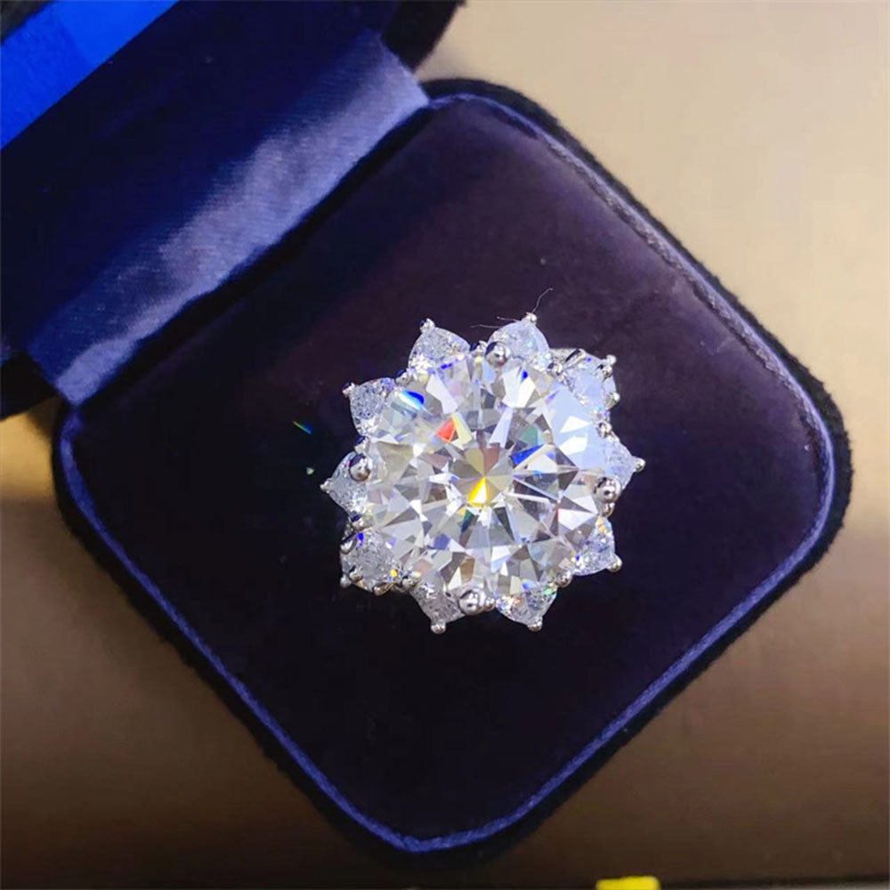 10 Carats Round Cut Lab Grown Diamond Engagement Rings