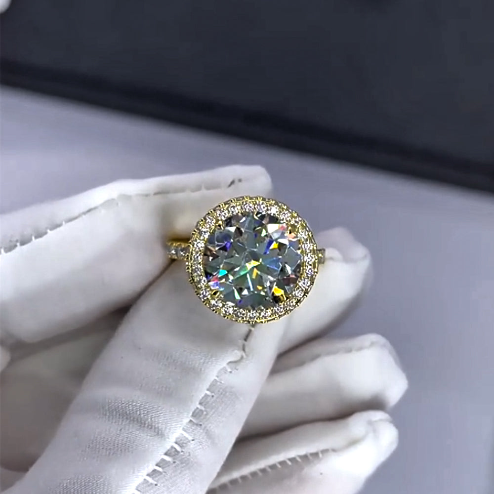 Magnificent Vintage 5 Carat Round Halo Diamond Ring D/VS1