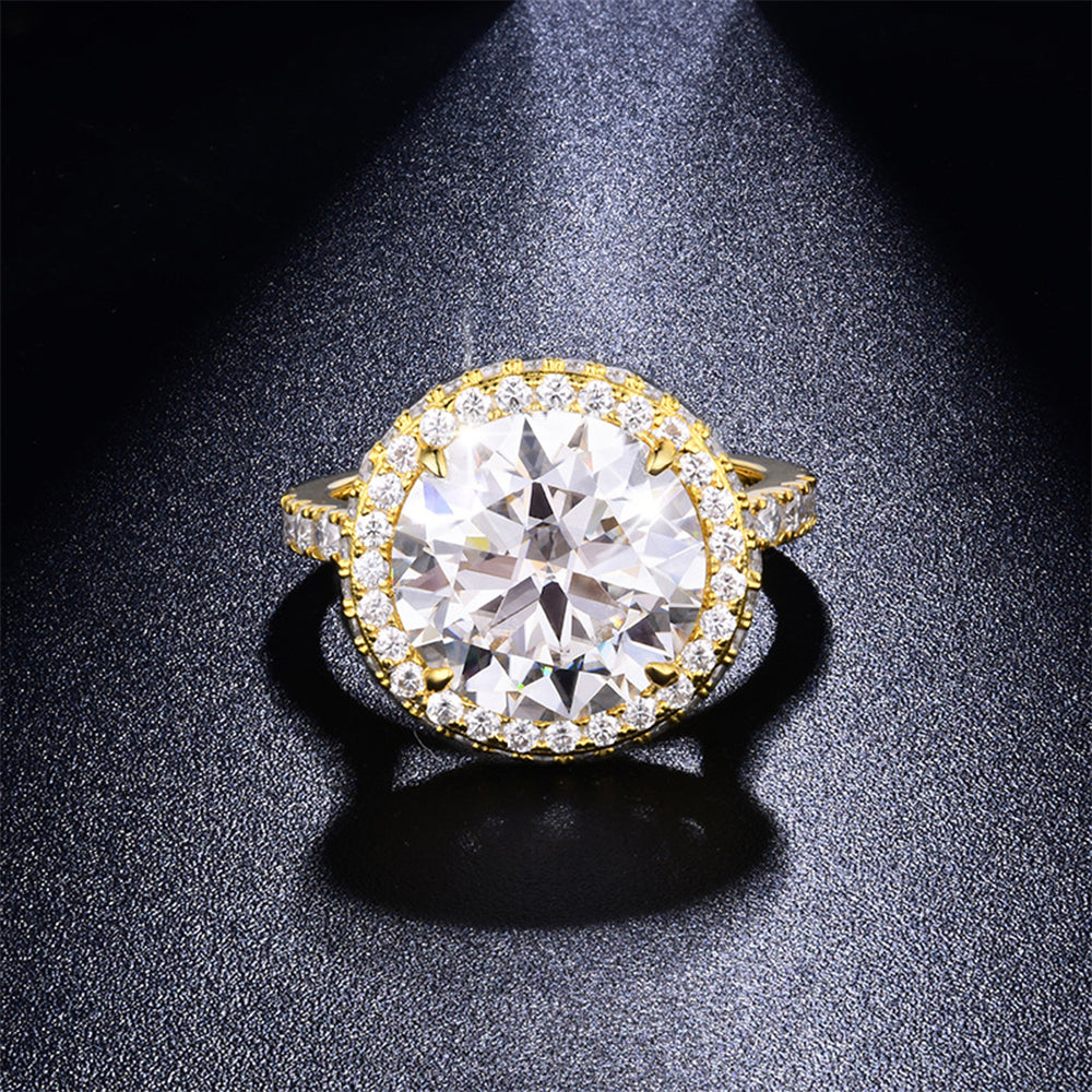 Magnificent Vintage 5 Carat Round Halo Diamond Ring D/VS1