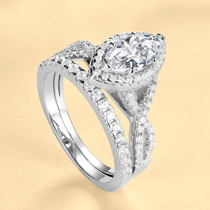 Pear Cut Diamond Wedding Ring Set In White Gold