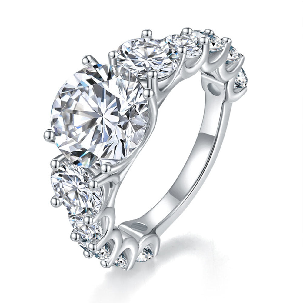 Round Cut Diamond Engagement Wedding Moissanite Ring