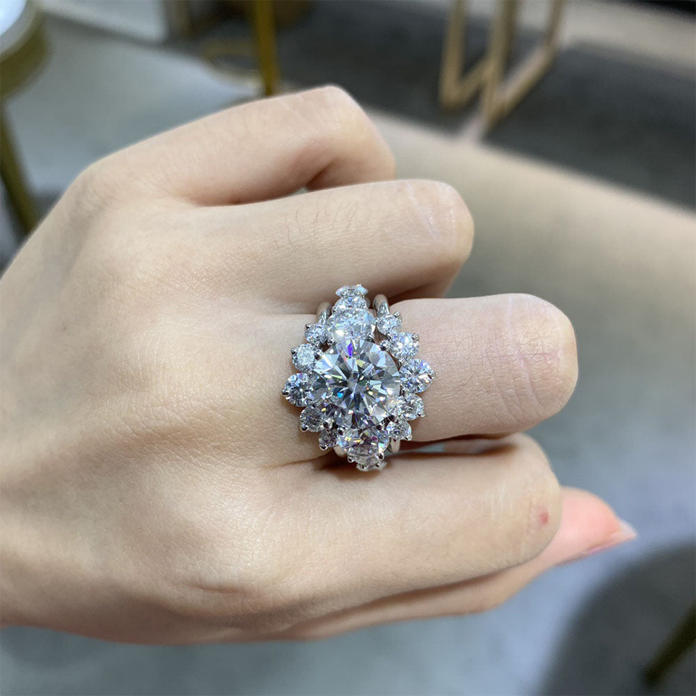Round Cut Diamond Engagement Wedding Moissanite Ring