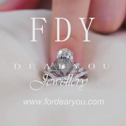 Crowned Feather Pear Moissanite Crown Wedding Ring